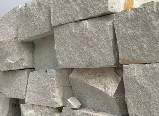 山东芝麻黑石材产地厂家(图2) 山东芝麻黑石材产地厂家(图2)