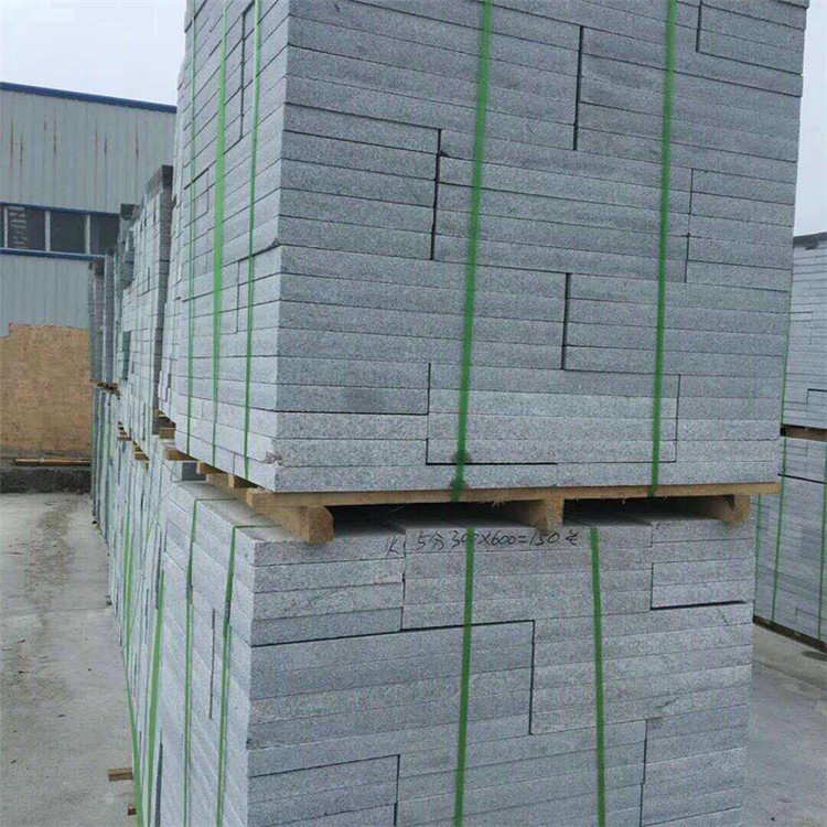 别墅外墙设计：干挂石材立面打造时尚风范