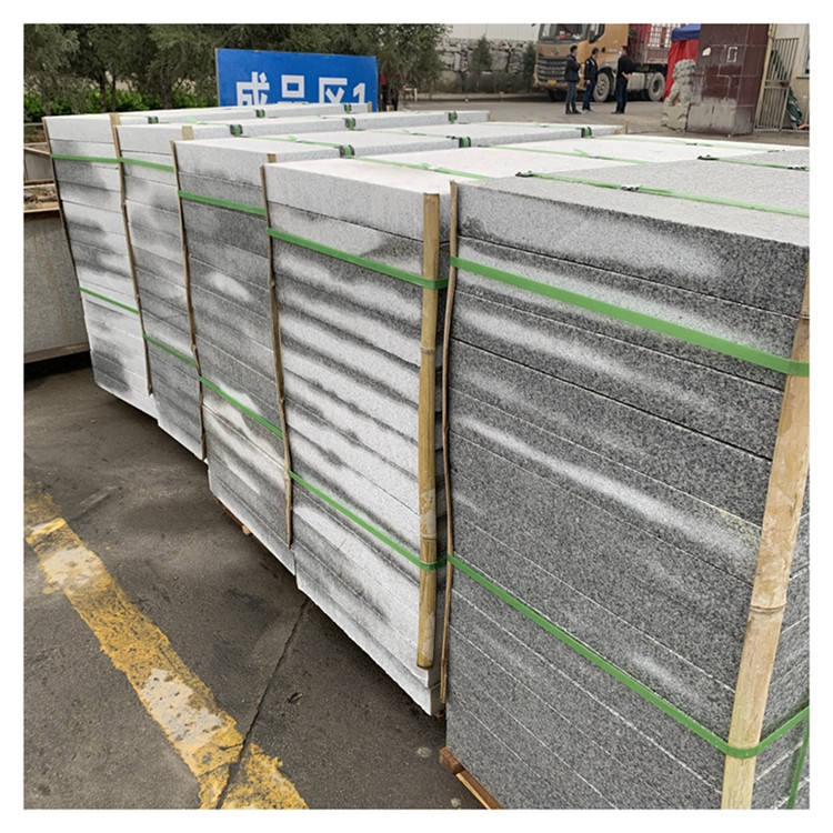 别墅外墙设计：干挂石材立面打造时尚风范(图7)